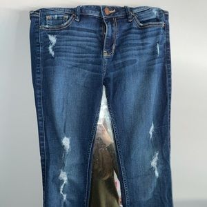 HOLLISTER Mildly Ripped Jeans